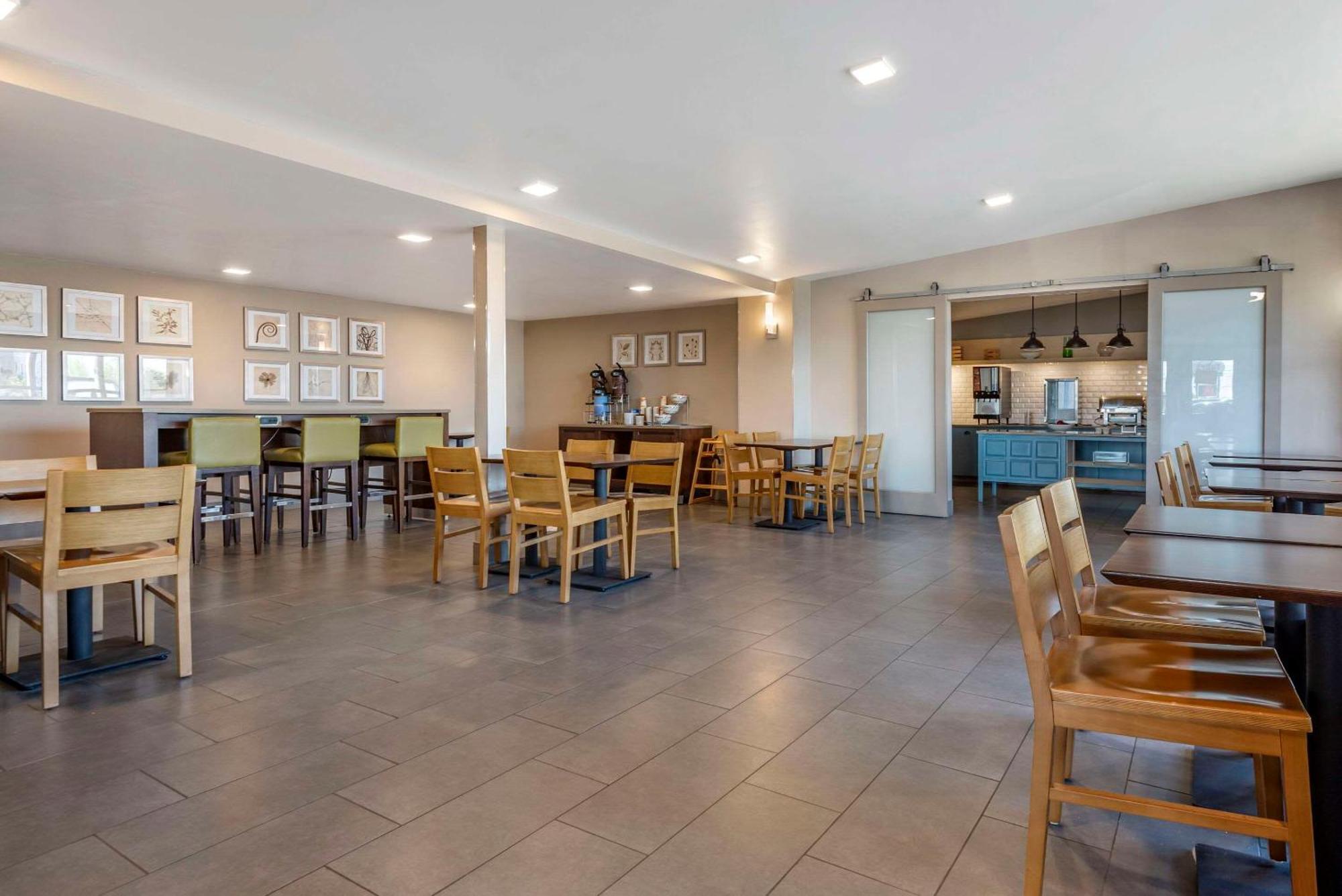 Comfort Inn & Suites Liverpool - Syracuse North Eksteriør billede
